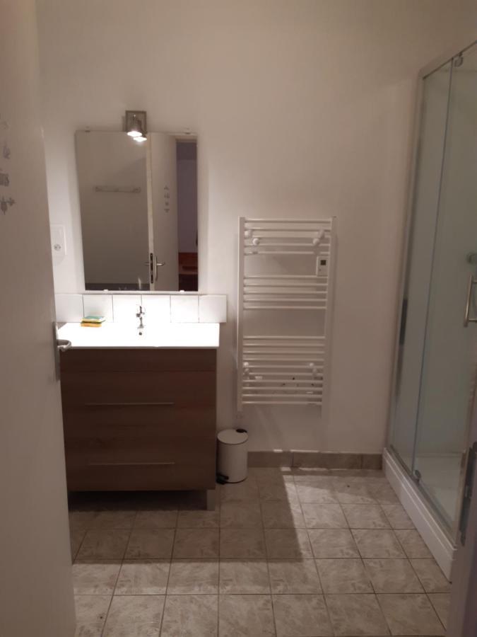 Le Cezembre Gite La Taniere Moidrey Exterior foto